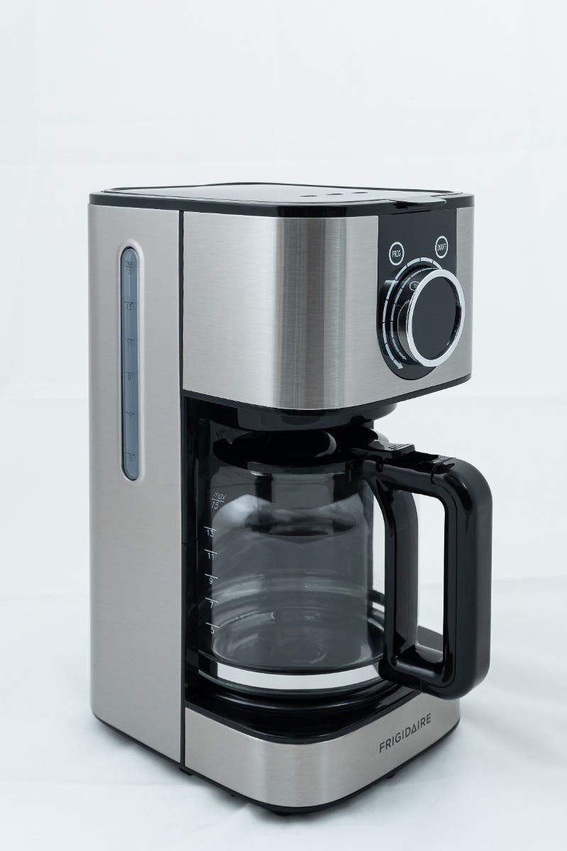 https://www.220stores.com/Shared/Images/Product/Frigidaire-FDCM1510-220-Volt-10-Cup-Programmable-Coffee-Maker-220V-240V-For-Export-Overseas-Use/FDCM1510-2.jpg