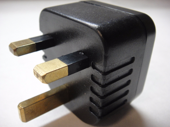 Plug Adapter 2 or 3-Pin Australia New Zealand to UK Ireland UAE Outlet Plug